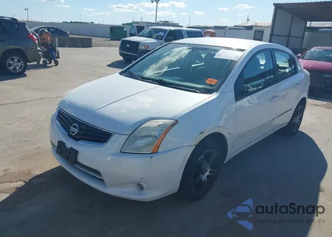 2011 Nissan Sentra 2.0S z USA, uszkodzony, nr VIN 3N1AB6AP2BL727209